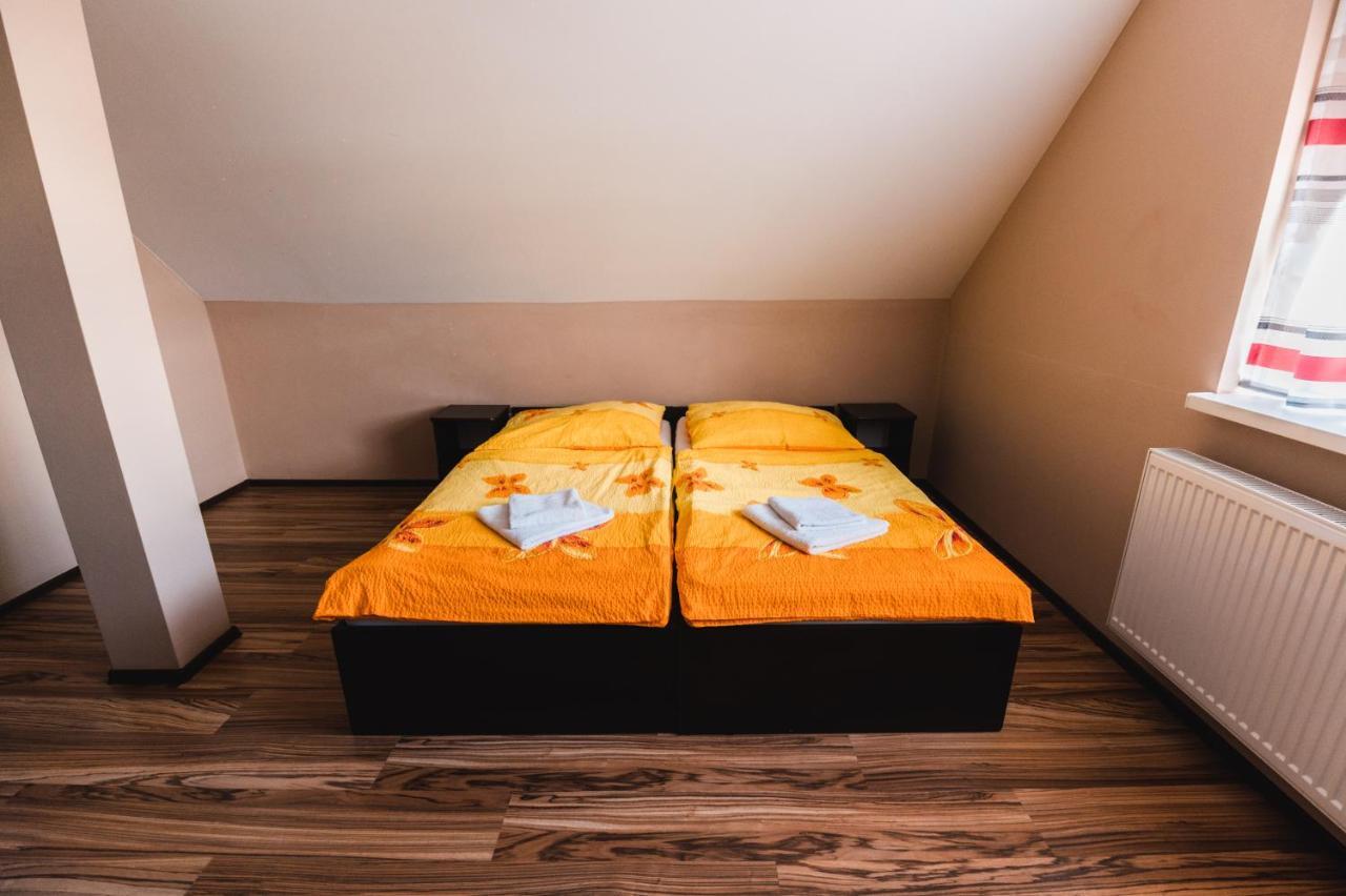 Motel Ard Sarovce Экстерьер фото